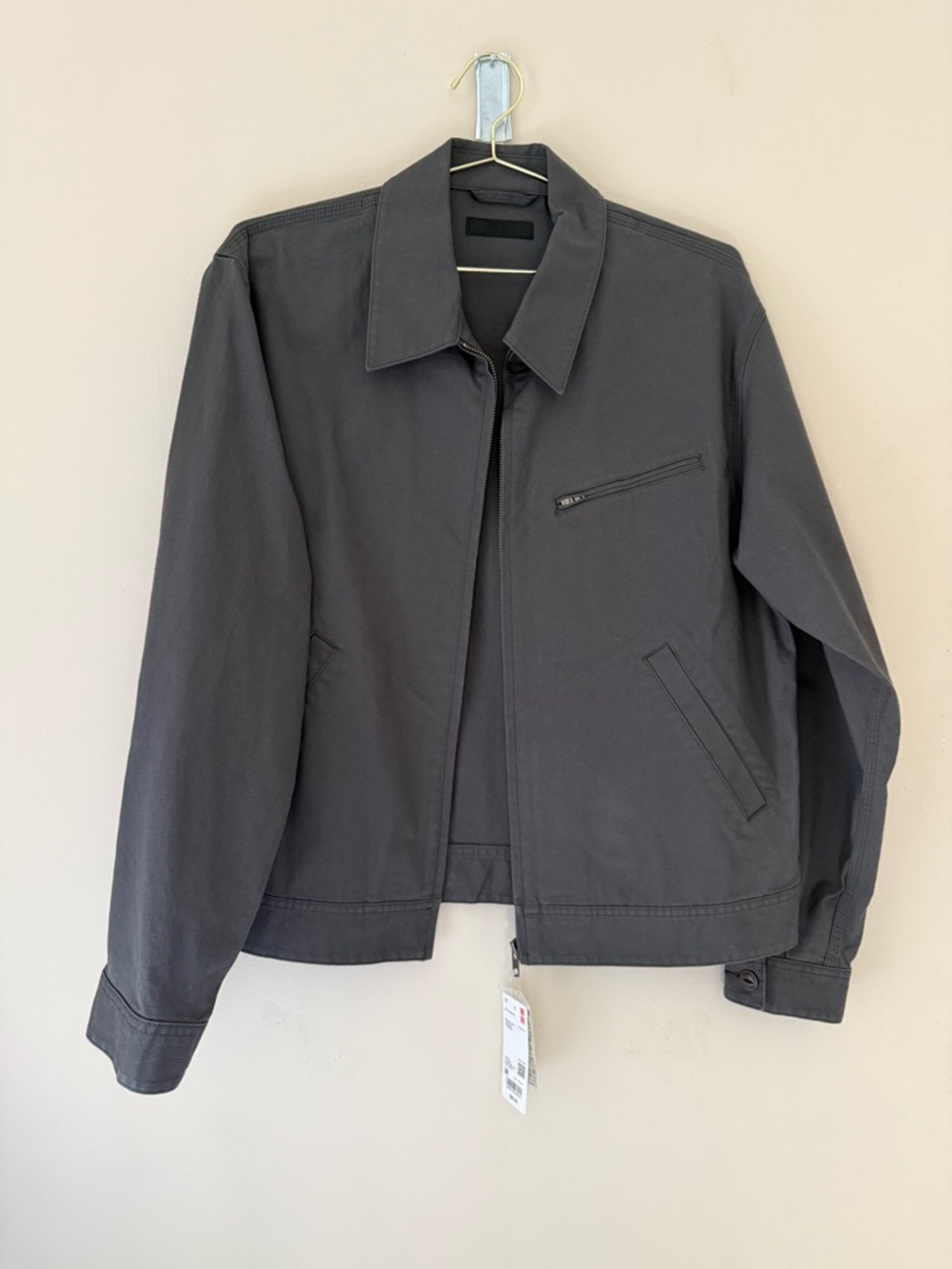 Uniqlo Men's Dark Gray Lightweight Zip Jacket